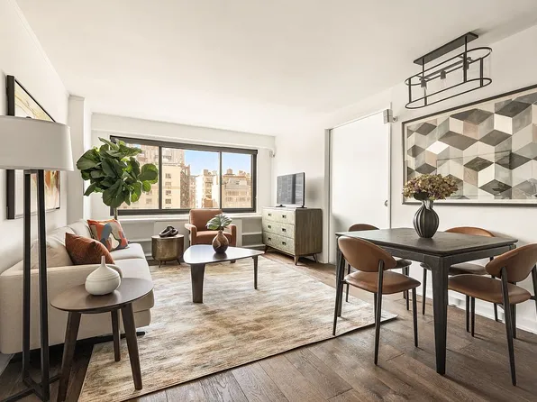 201 W 21st St APT 12J, New York, NY 10011
