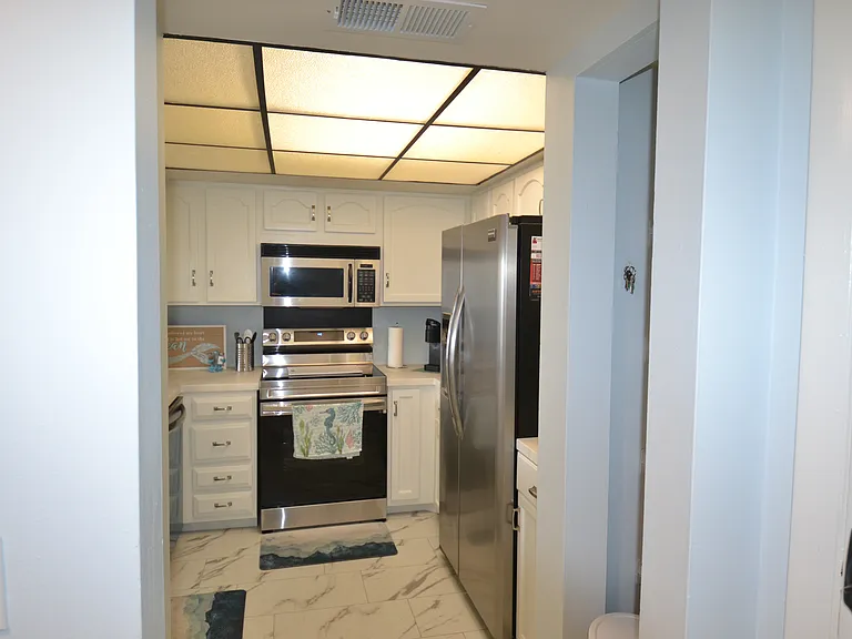 238 Mariner Dr — Photo 2