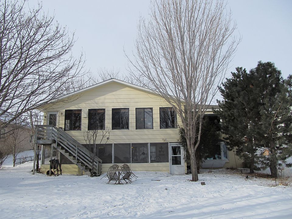 1st image of 125 Lake Ave N