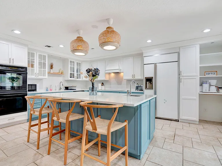 2436 Holly Ln NE — Photo 14