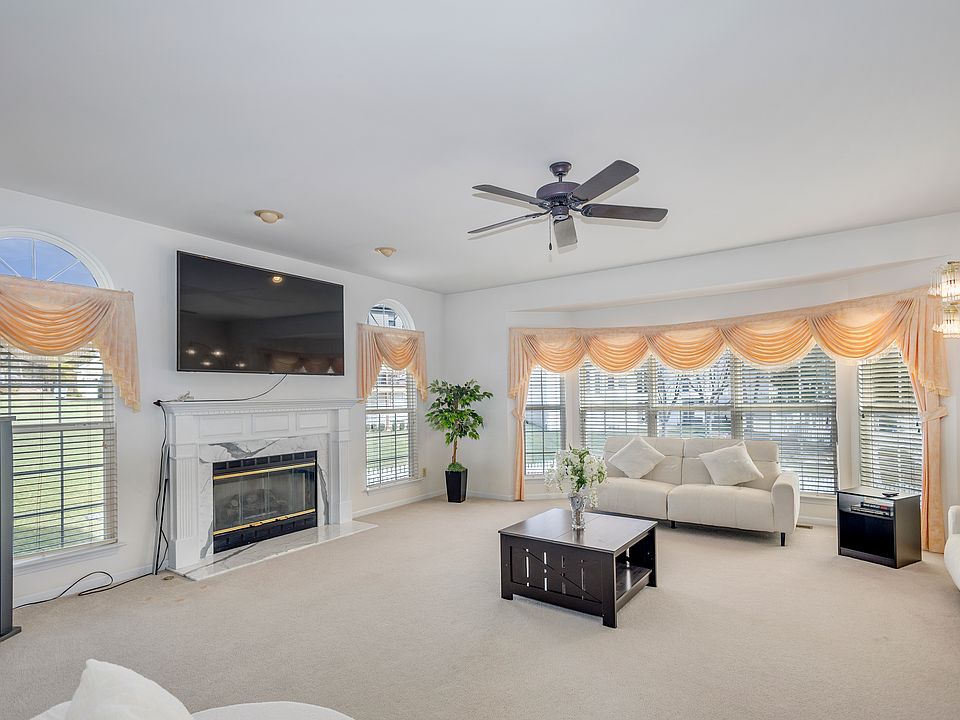 1st image of 2 Katsura Ct