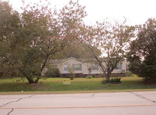 1950 Streets Ferry Rd, Vanceboro, NC 28586