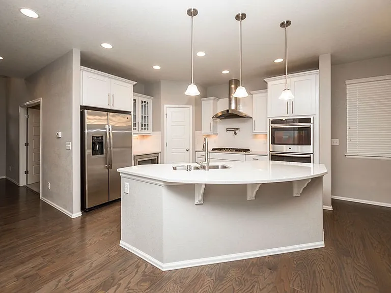 2121 Cutting Horse Dr — Photo 9