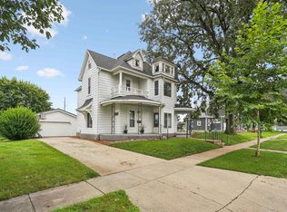 605 C Ave, Grundy Center, IA 50638