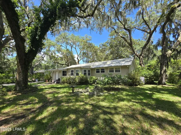 1403 Newcastle Street, Beaufort, SC 29902