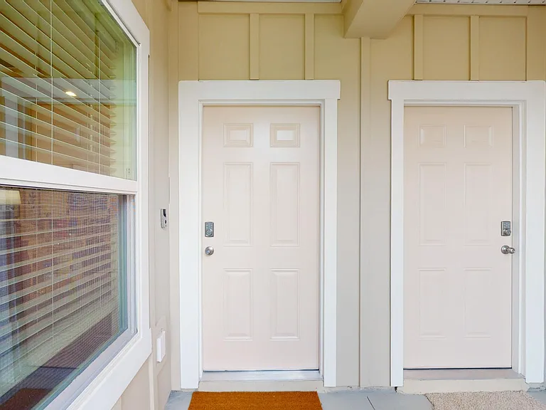 66 Pomona Way — Photo 29