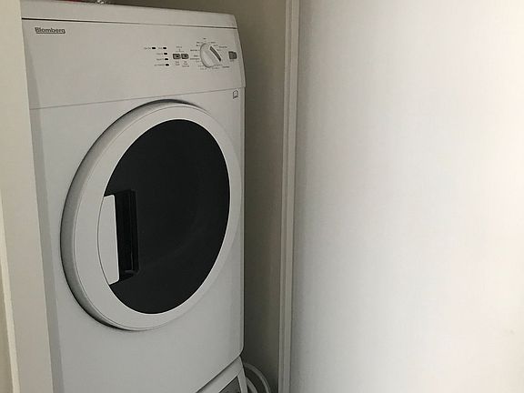 3rd image of 17 Dundonald St #1404