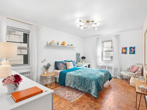 1010 Sherman Avenue image 3 of 8