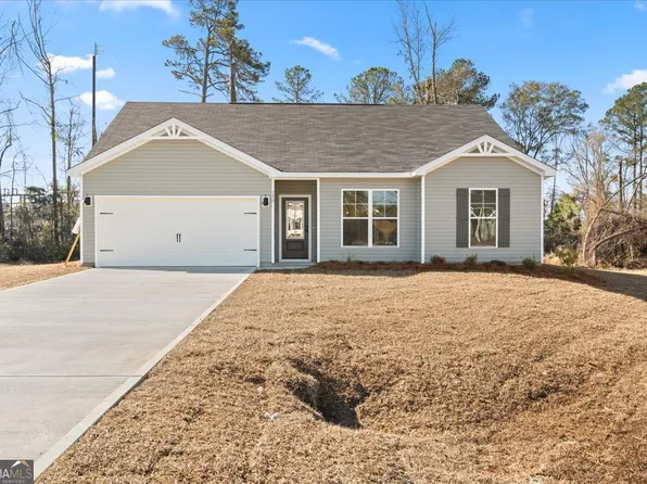 170 Foxridge Ct, Metter, GA 30439