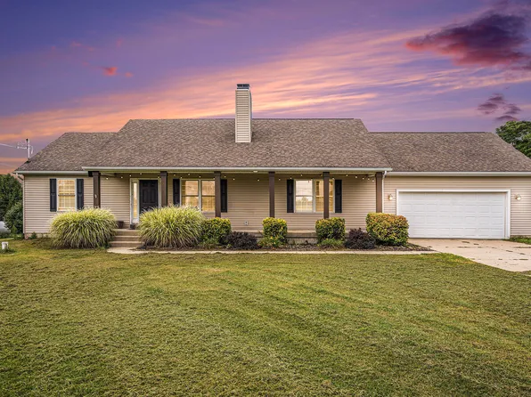 16382 Hodgson St, Vandalia, MI 49095