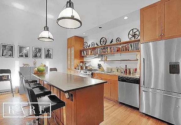 4th image of 81 Washington St #2J