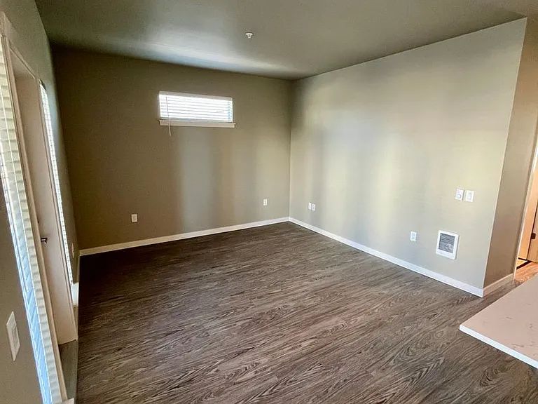Introducing Dry Canyon Redmond's newest Luxury Apartments — Photo 61