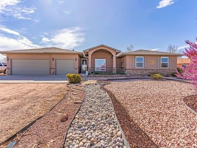494 W Strawberry Dr, Pueblo West, CO, 81007