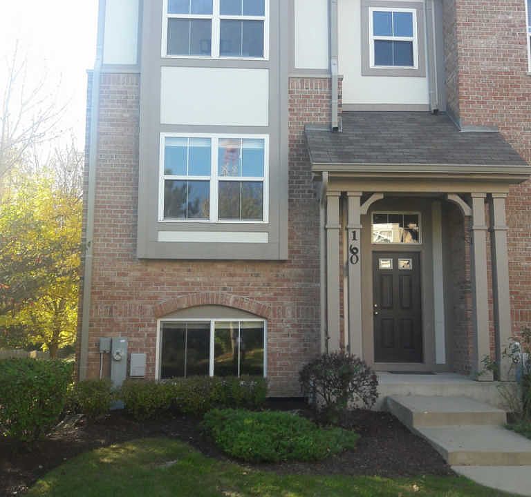 1st image of 160 Rosehall Dr