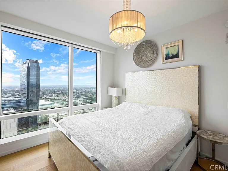 877 Francisco St #4111 — Photo 10