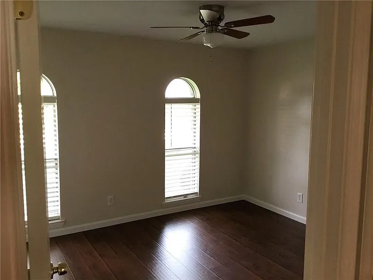 5813 Bobbie Ln — Photo 19