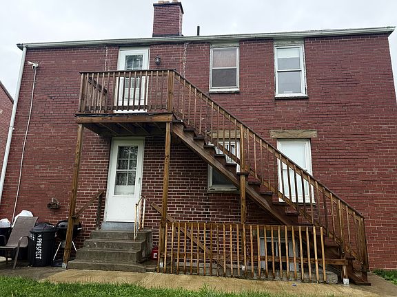 2nd image of 4495 N Prospect St #2