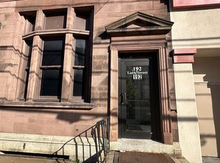 192 Lark St #11191405, Albany, NY 12210