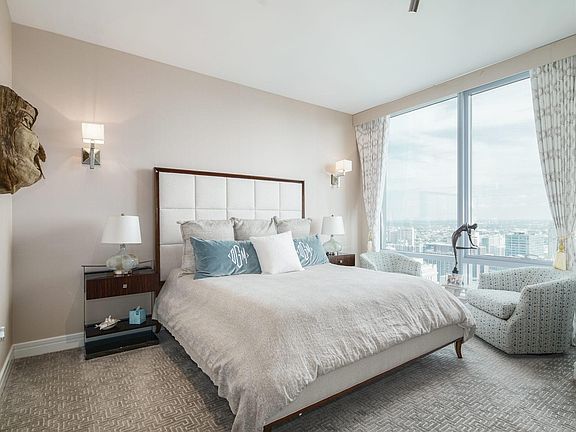 4th image of 1414 S Penn Sq #38DE