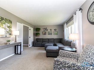 908 Laurel Ln, Findlay, OH 45840