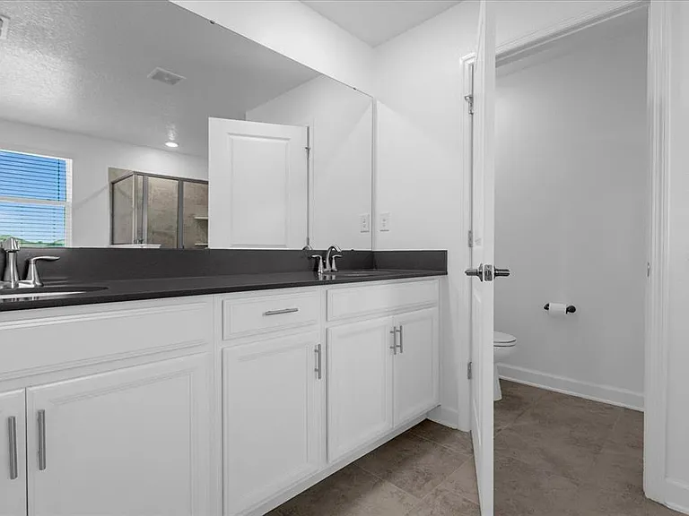 5033 Bessie Ct — Photo 20