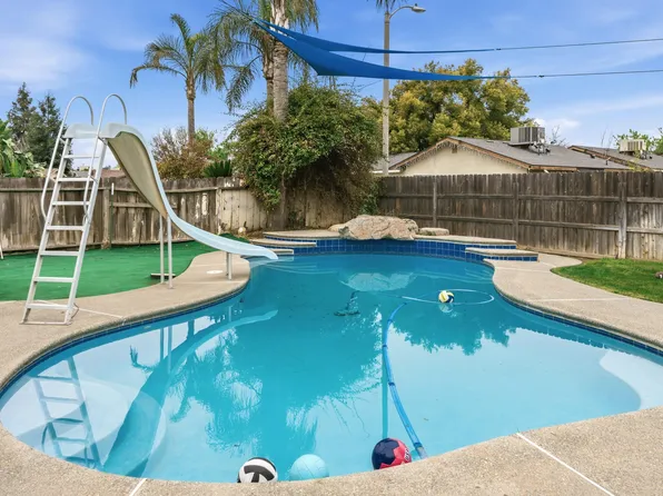 1582 E Ben Franklin Avenue, Tulare, CA 93274