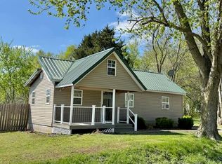 309 E 4th St, Miller, MO 65707