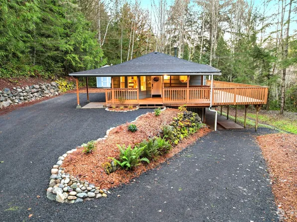 8414 Hide A Way Lane NW, Silverdale, WA 98383