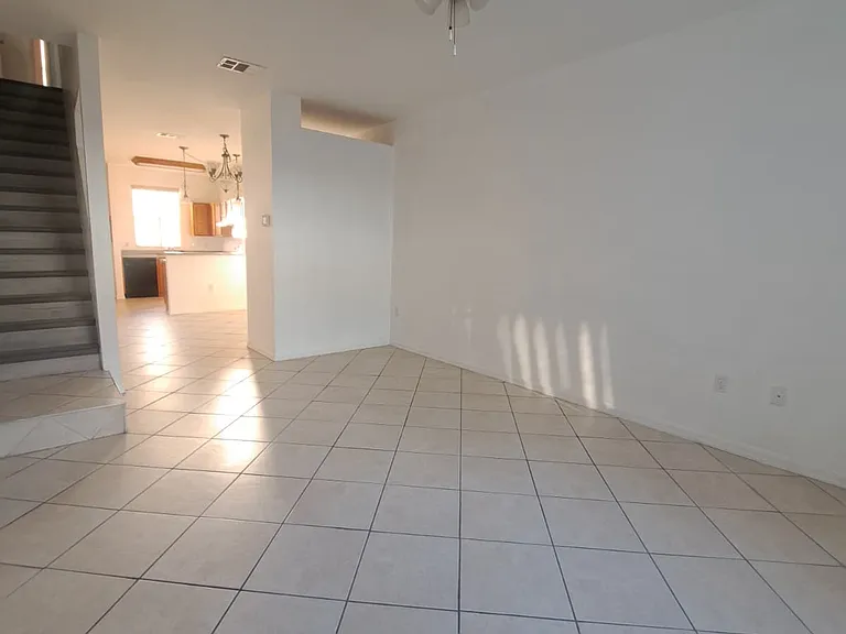 3930 SW 20th Ave #1907 — Photo 6