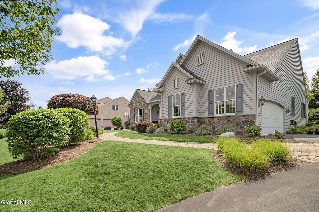 22 Hilander Drive, Loudonville, NY 12211 | Zillow