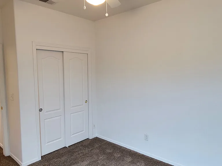 60 W Brittany Ln — Photo 25
