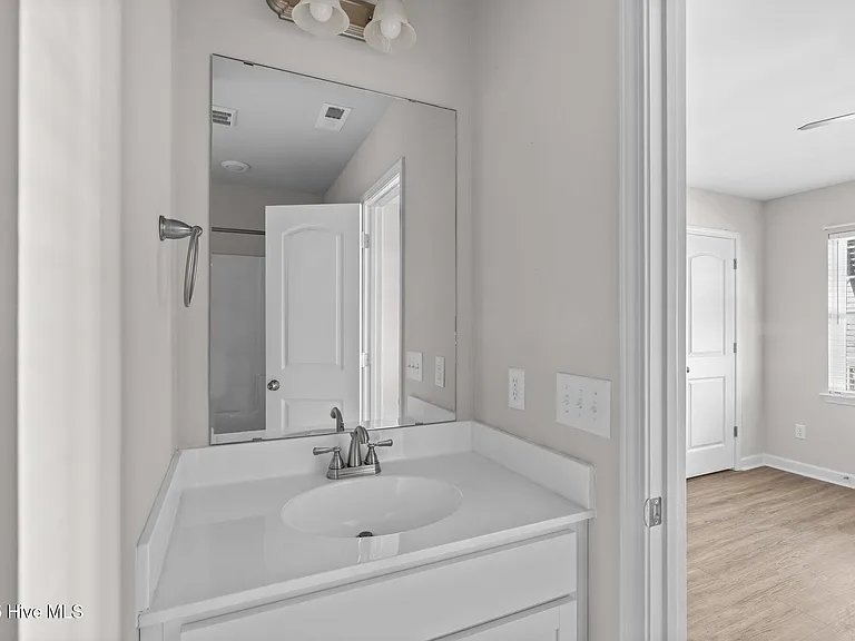 16 Catalina Cir #16 — Photo 31