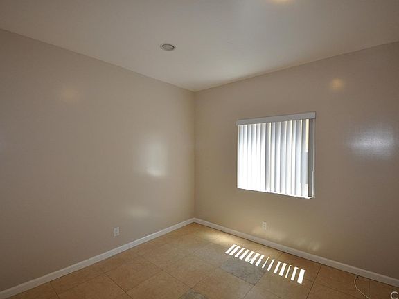 5th image of 2204 W Adams Blvd
