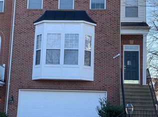 8831 Blue Royale Ln, Fairfax, VA 22031