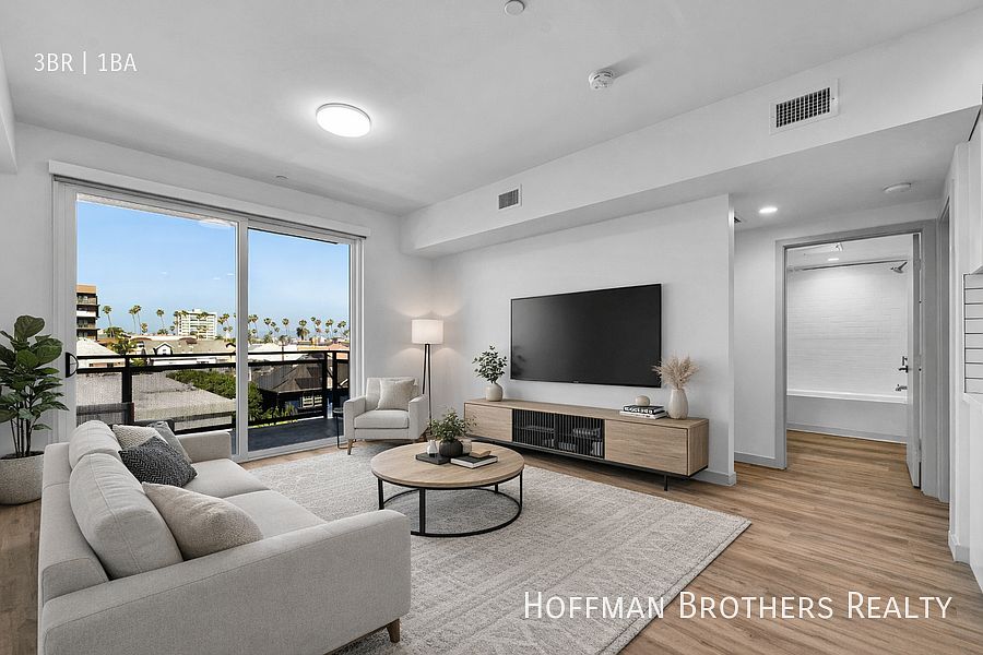 1st image of 1240 Magnolia Ave #411