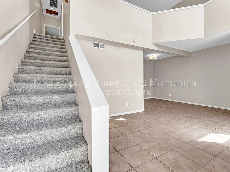 930 E Primrose St #A-2 — Photo 3