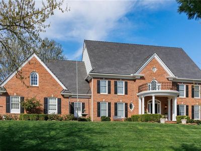 11708 Manor Rd, Leawood, KS, 66211