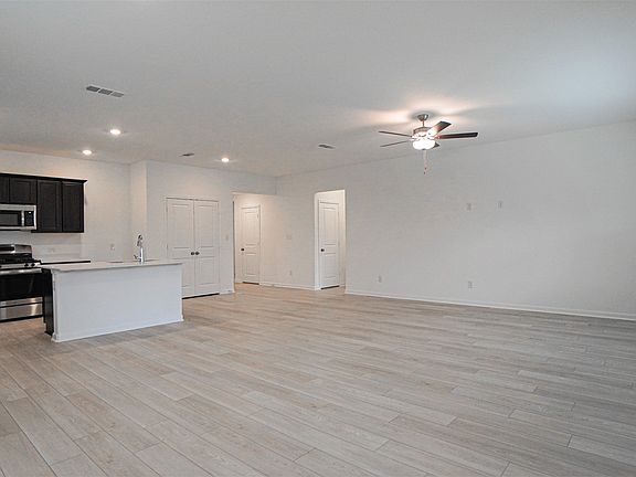 5th image of 1719 Arroyo Rd