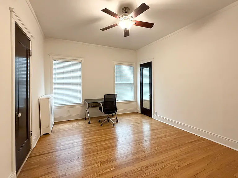 415 W Surf St #1A — Photo 15