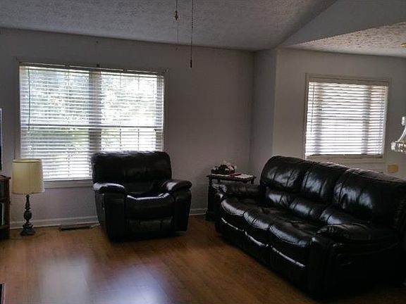 4th image of 735 Clemson Ln
