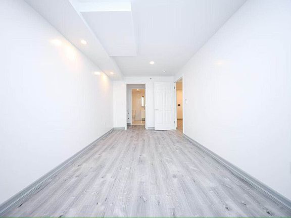 4th image of 5722 7th Ave #407