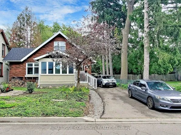 107 Temperance St, Aurora, ON L4G 2R1