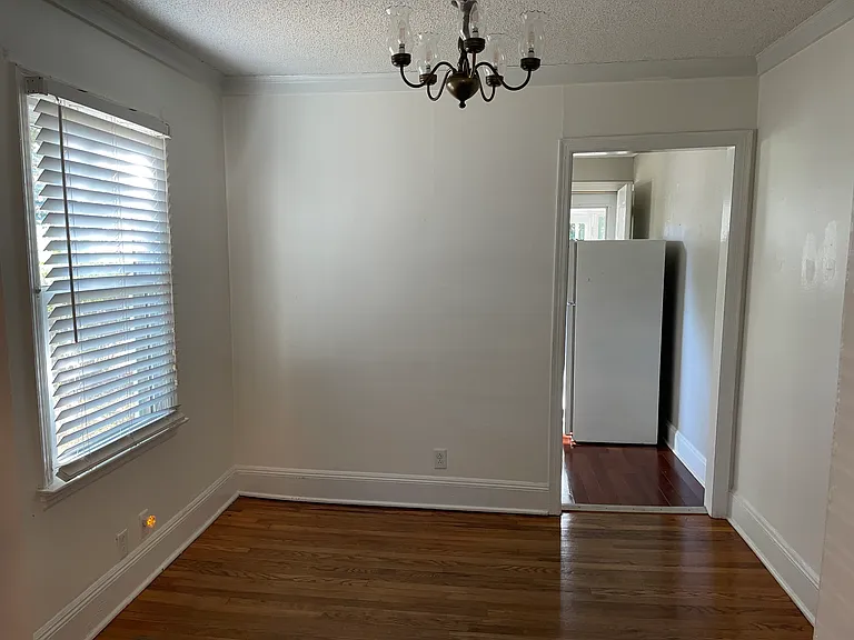 416 E South Main St — Photo 7