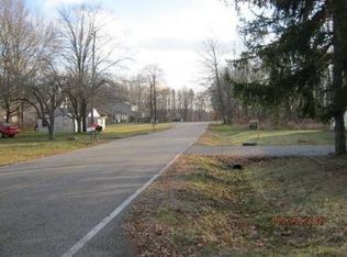 4865 Muzzy Rd, Ravenna, OH 44266