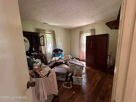 4th image of 431 Holsclaw Hill Rd