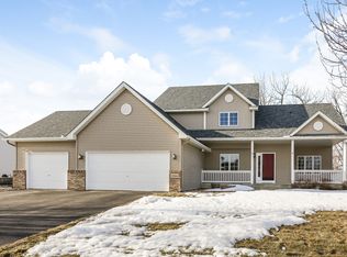 20584 Enfield Ave N, Forest Lake, MN 55025