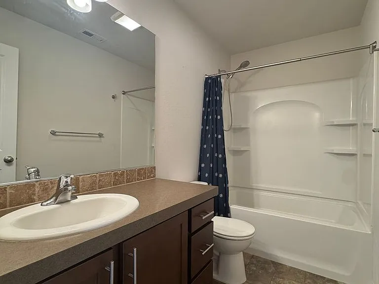 2502 N McIntosh St — Photo 10