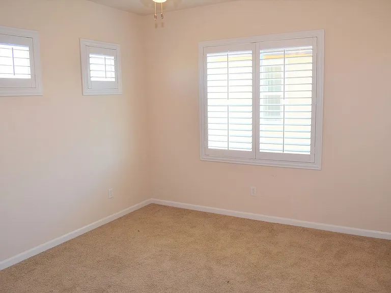 8280 Columbo Cir — Photo 16