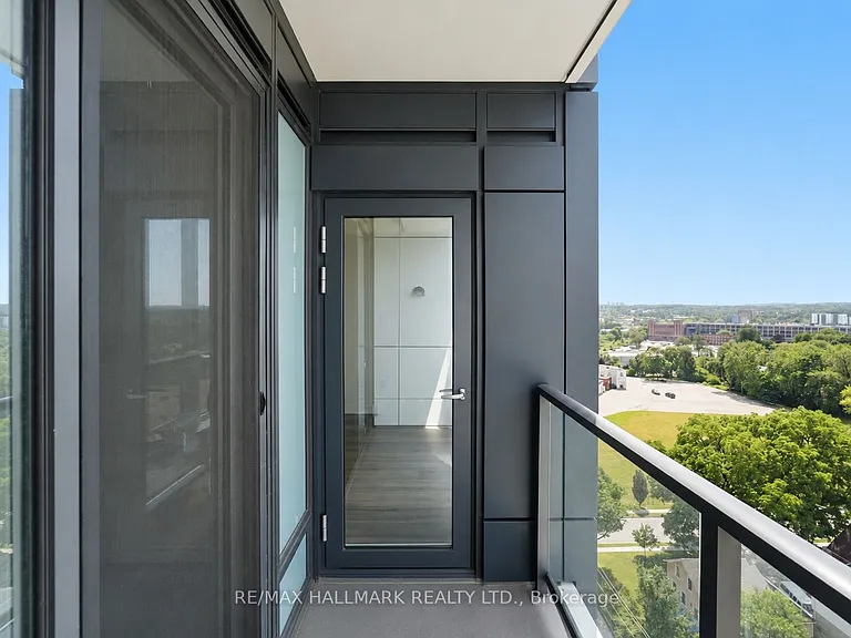 5 Wellington St S #1406 — Photo 22