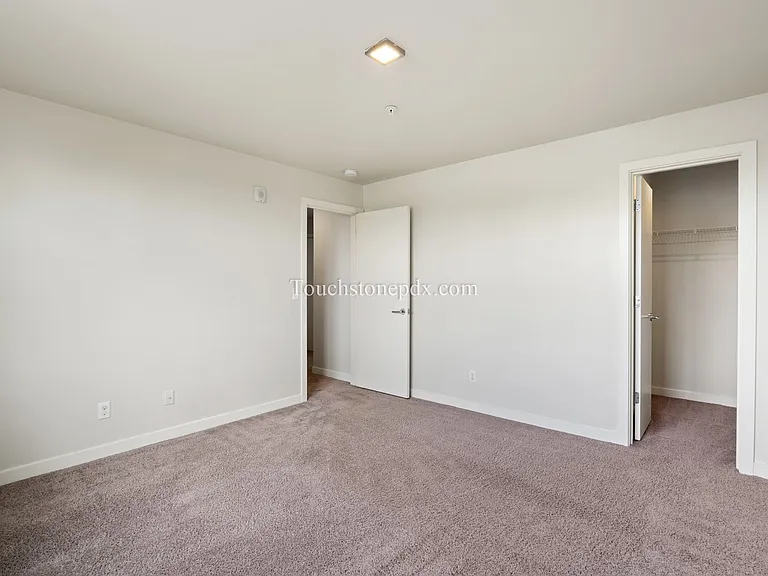 424 NE Jessup St #10 — Photo 28